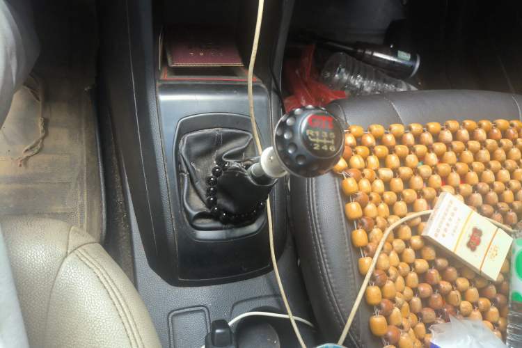 Used Baojun 310 2016 1.2L manual Comfort trim level