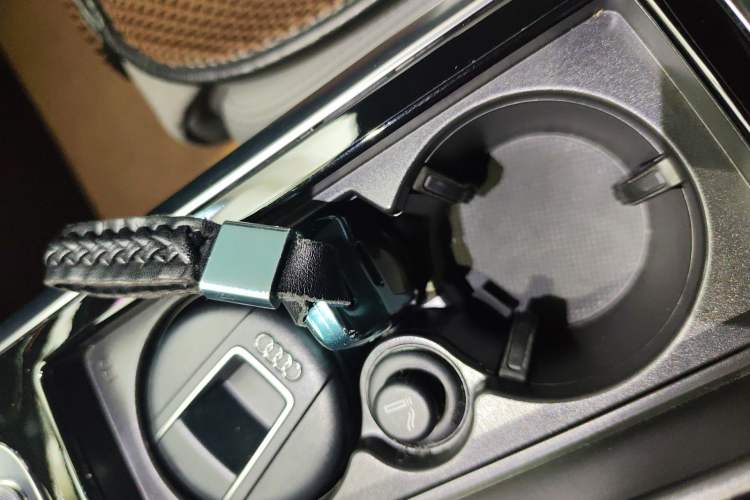 Used Audi Q8 2021 55 TFSI Prestige Dynamic Edition Vehicle Key