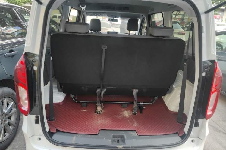 Used Wuling Hongguang New Energy 2025 Extended-Range Hybrid 50KM Comfort Version
