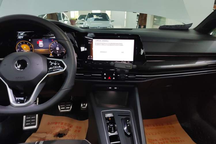 Used Volkswagen Golf 2024 280TSI DSG R-Line 50th Anniversary Edition