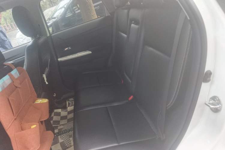 Used Mitsubishi ASX 2015 2.0L CVT Four-Wheel Drive Premium Edition
