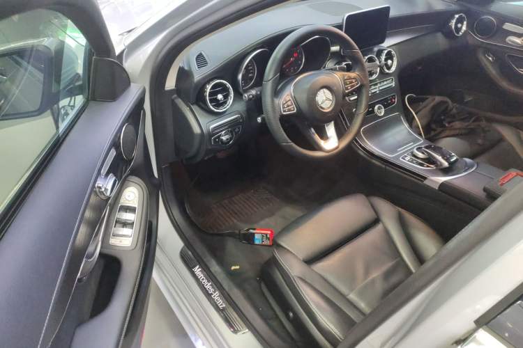 Used Mercedes-Benz C-Class 2015 C 200 L Sport Edition
