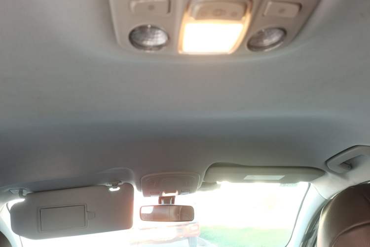 Used Citroen C4 Sega 2016 1.6L Automatic Comfort Model Headliner