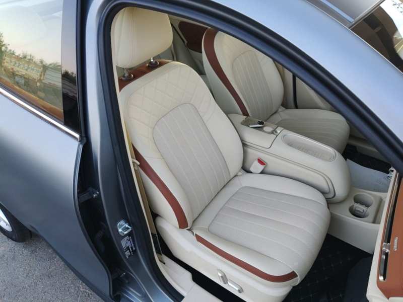 Used ORA Good Cat 2025 Model, 430 km Prestige Version — 24