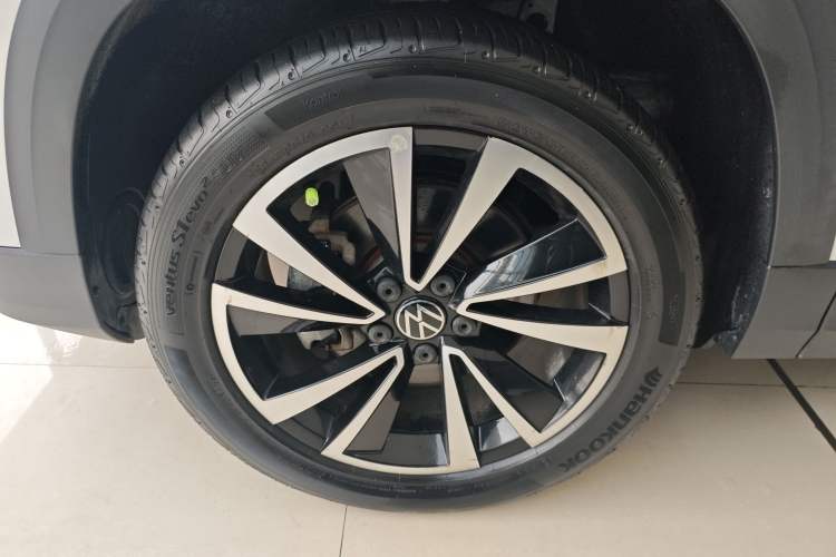 Used Volkswagen Tharu 2022 330TSI Four-Wheel Drive Luxury Edition