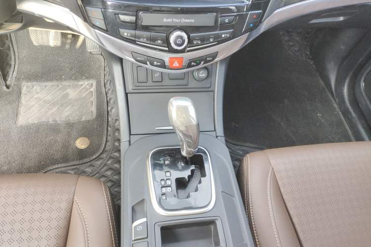 Used BYD S7 2016 2.0T Automatic Prestige Plus
