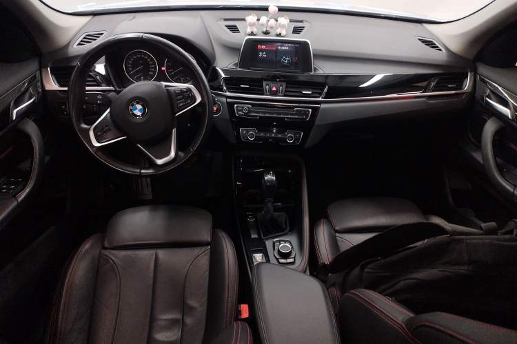 Used BMW X1 2018 sDrive18Li Luxury Model Center Console