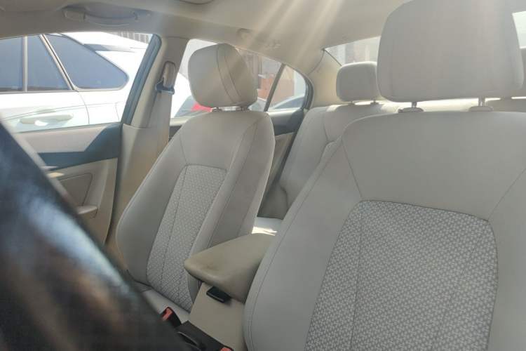 Used Bestune B50 2013 1.6L manual luxury version