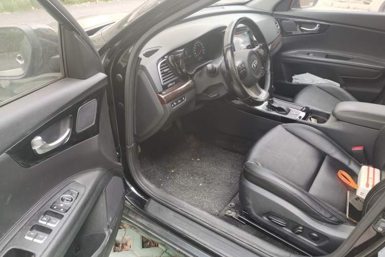 Used Kia K4 2014 1.8L Automatic DLX