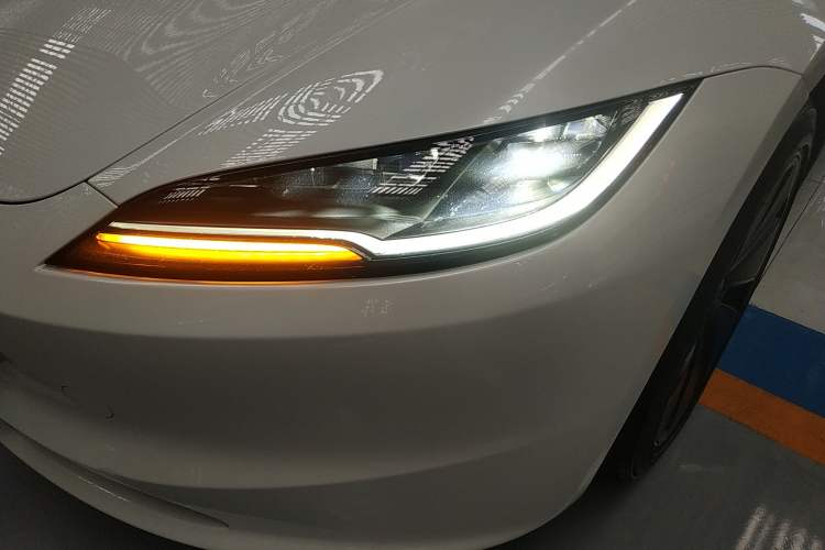 Used Tesla Model 3 2025 Rear-Wheel-Drive Version