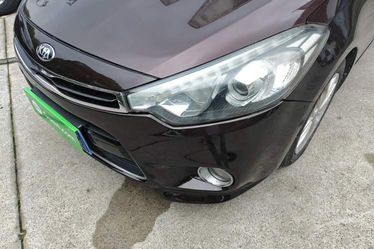 Used Kia K3S 2014 1.6L Automatic GLS Left Front Headlight