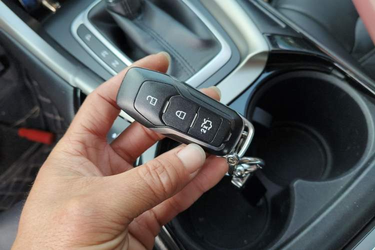 Used Ford Mondeo 2013 2.0L GTDi 200 Luxury Model