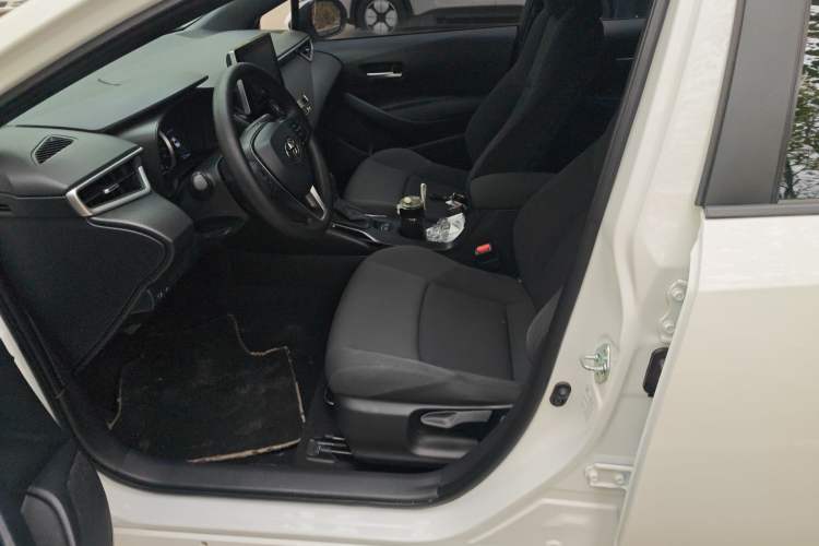 Used Toyota Levin 2023 185T CVT Luxury Edition Left Front Seat