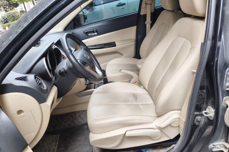 Used Changan Eado 2015 1.6L Manual Luxury Model China IV Standard