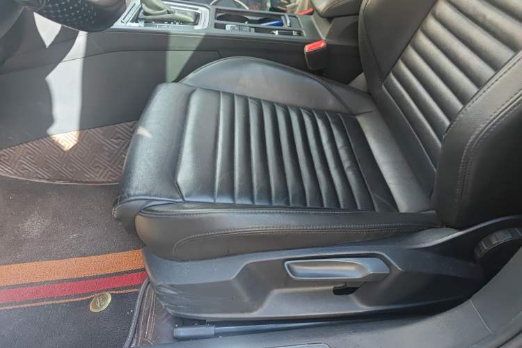 Used Volkswagen Magotan 2019 280TSI DSG Comfort Model China V Standard
