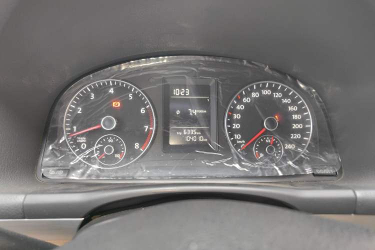 Used Volkswagen Touran 2011 1.4T Manual Zhiya Edition 5 Seats
