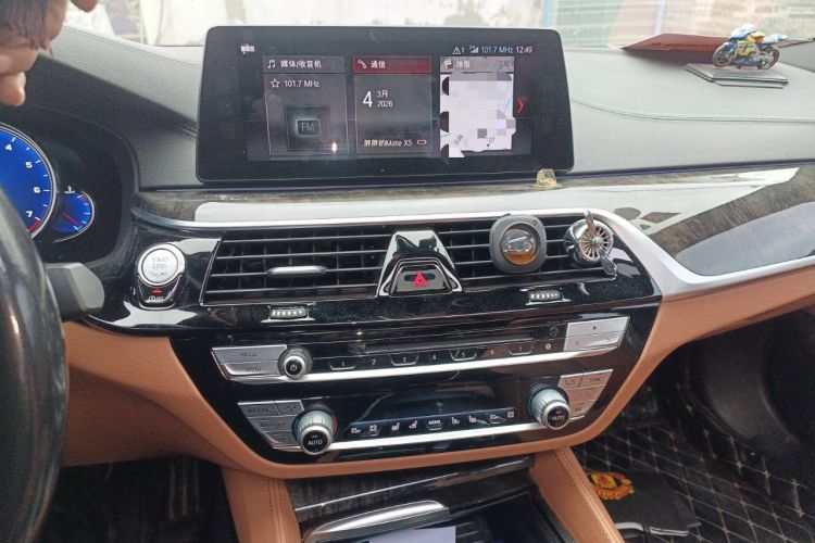 Used BMW 5 Series 2018 530Li Luxury Edition M Sport Package