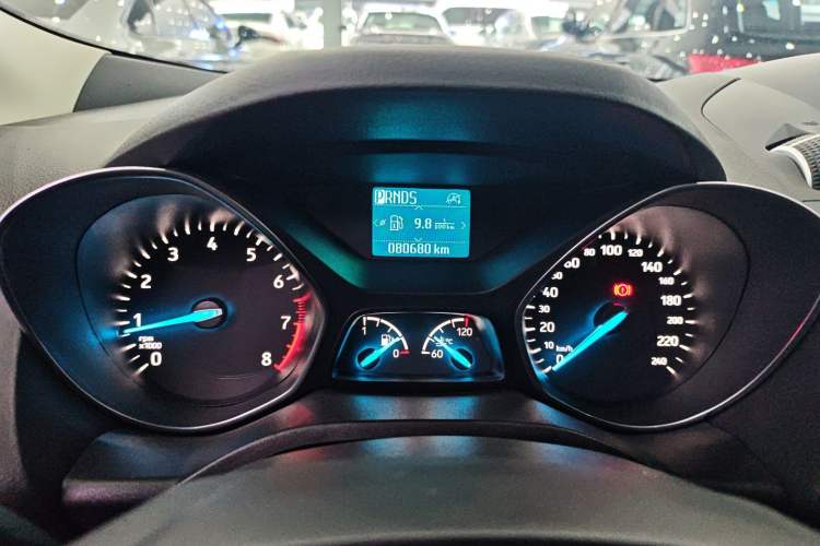 Used Ford Kuga 2019 EcoBoost 180 Two-Wheel-Drive Platinum Edition China VI Standard