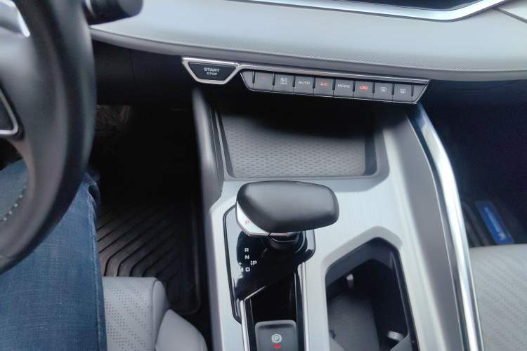 Used Geely Auto Preface 2021 2.0TD Luxury Version
