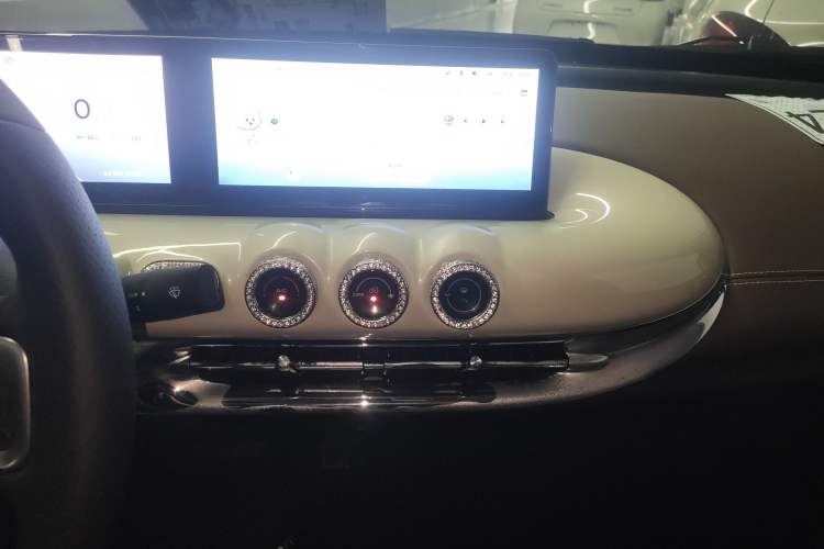 Used Wuling Bingo 2024 333 km Lingxi Connected Version