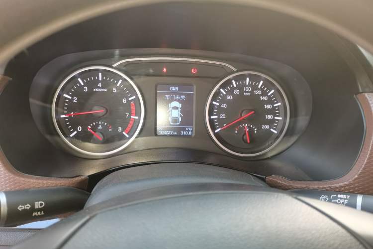 Used Great Wall Wingle 6 2017 2.4L Gasoline Two-Wheel Drive Elite Version 4G69
