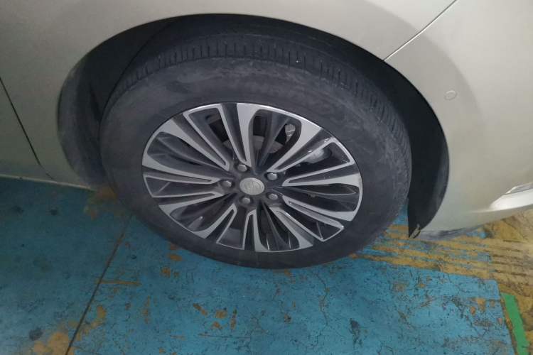 Used Buick GL8 2022 ES Land Cruiser 653T Luxury Model