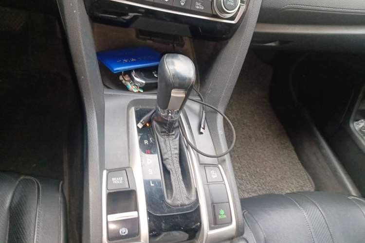 Used Honda Civic 2016 220TURBO CVT Prestige Edition Gear Lever