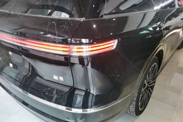 Used Nio ES8 2026 Model 6-seat Executive Signature Edition Right Rear Taillight