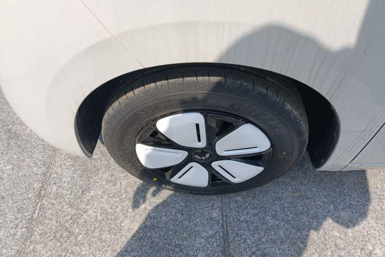 Used Wuling Hongguang MINIEV 2025 Four-Door Version Advanced Edition
