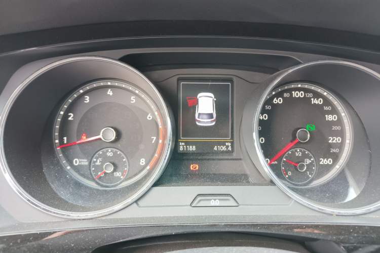 Used Volkswagen Tiguan L 2018 Revised Version 330TSI Automatic Two-Wheel Drive Comfort Edition Instrument Cluster