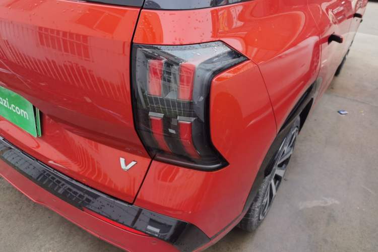 Used AION V 2024 Aion Tyrannosaurus 650 LiDAR Edition Exterior 3