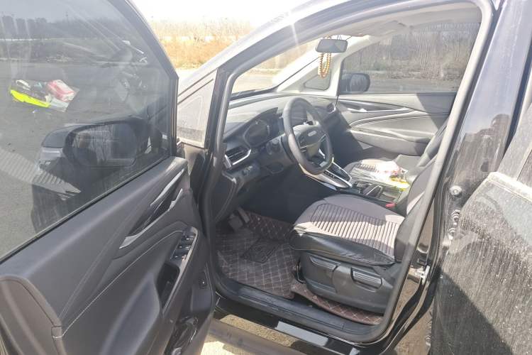 Used SAIC MAXUS G50 2022 1.5T Automatic Comfort Touring B