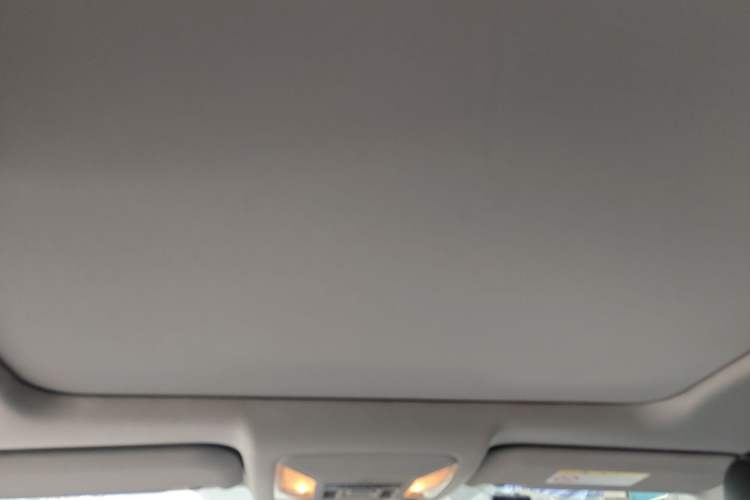 Used Toyota RAV4 2022 2.0L CVT Two-Wheel Drive Prestige Edition Headliner