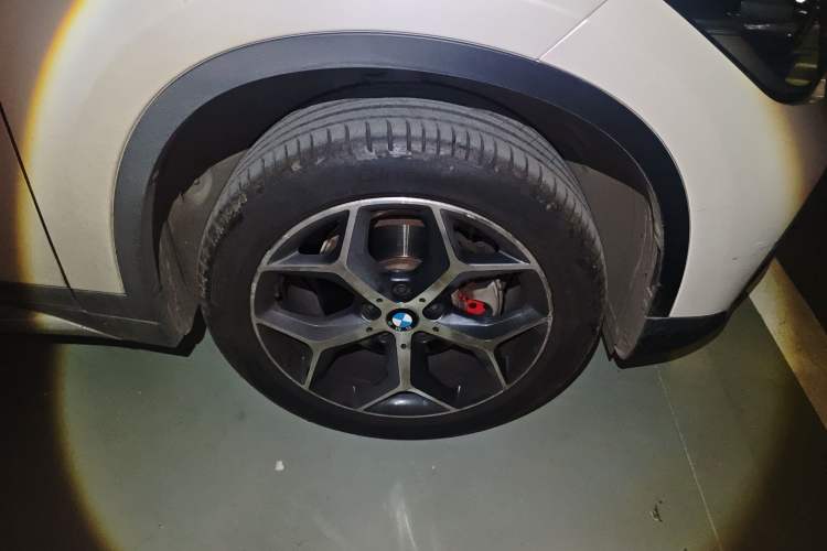 Used BMW X1 2018 sDrive18Li Luxury Model Right Front Wheel Hub
