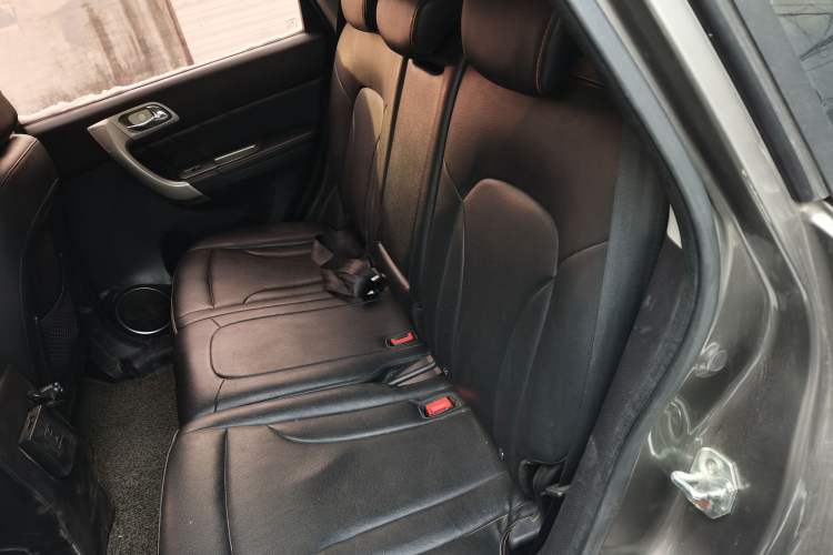 Used Haval H6 2014 Upgraded Model 1.5T Manual Two-Wheel Drive Elite Version