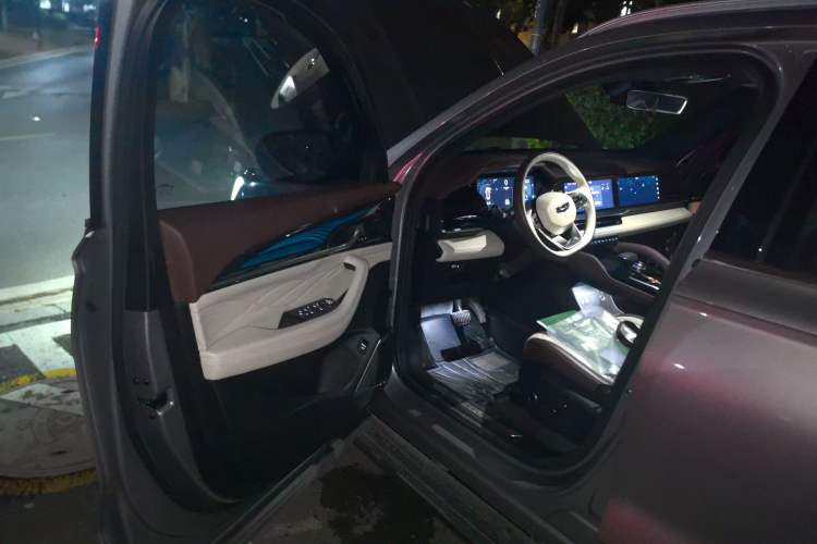 Used Geely Auto Monjaro L 2021 2.0TD DCT EVO Two-Wheel Drive Prestige Version