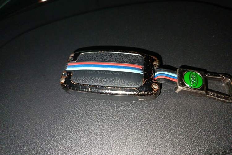 Used Land Rover Range Vogue 2015 3.0 V6 U.S.-Spec Executive Edition Vehicle Key