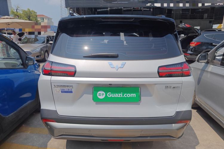 Used Wuling Xingguang 560 New Energy 2026 Model, Pure Electric, 500 km, Luxury Version Rear