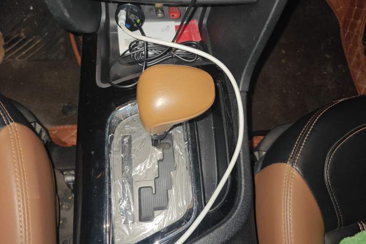 Used Soueast DX7 2015 1.5T Automatic Luxury Model