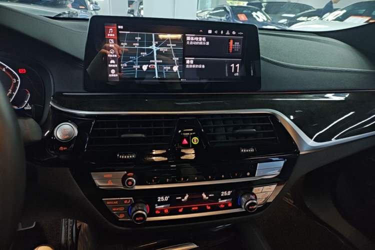 Used BMW 6 Series GT 2020 630i M Sport Package Audio And AC Panel