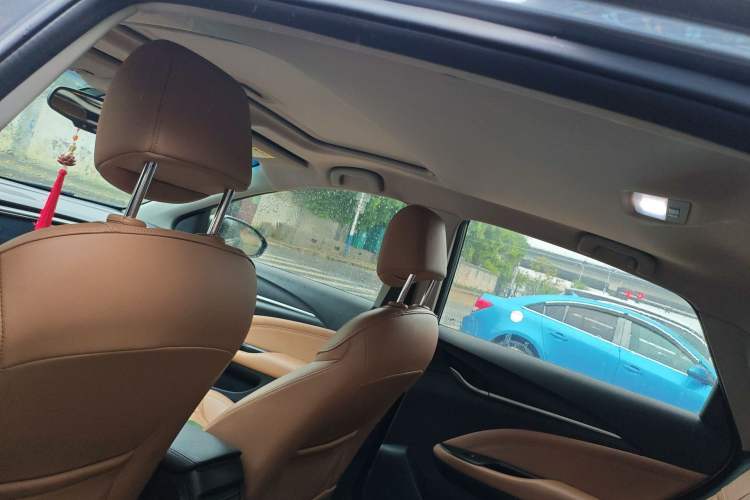 Used Buick Excelle GX 2019 18T Automatic Connected Flagship Version China V Standard Headliner