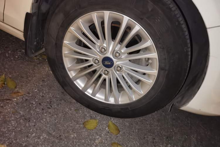 Used Ford Escort 2015 1.5L Automatic Comfort Edition