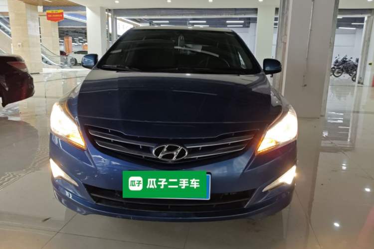 Used Hyundai Verna Ray 2014 1.4L Automatic GLX

