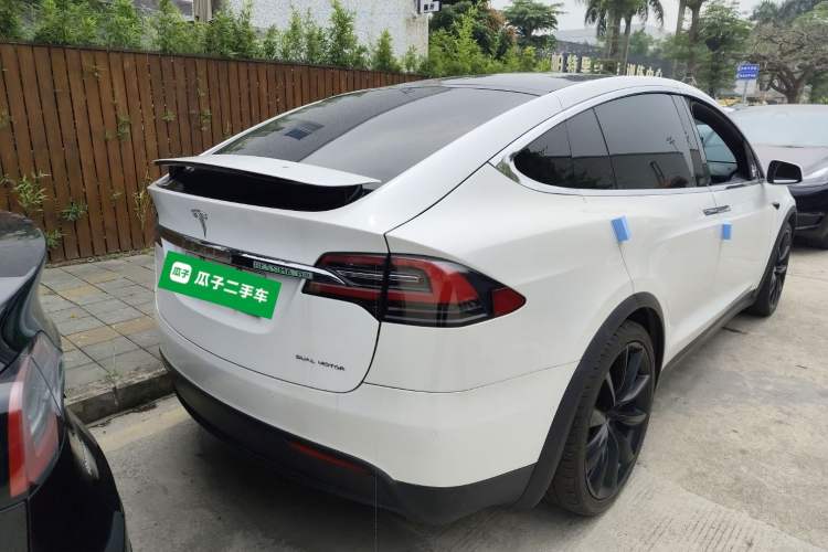 Used Tesla Model X 2019 Long-Range Version
