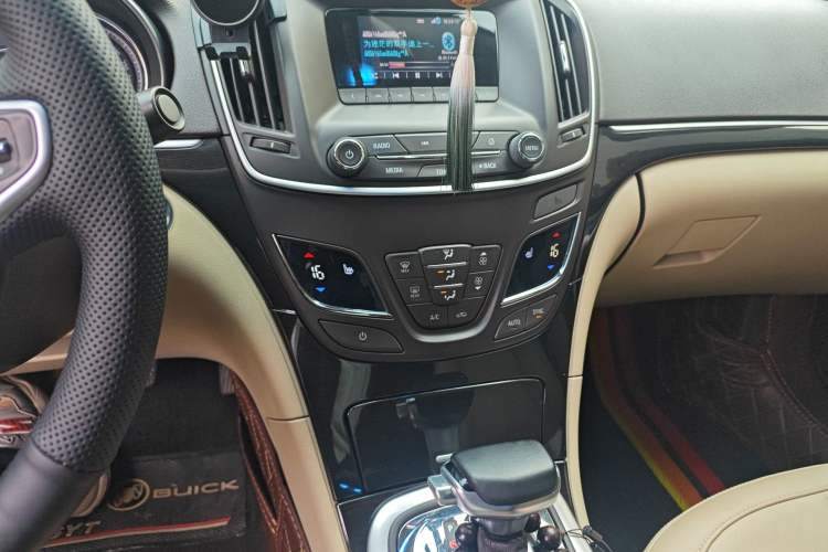 Used Buick Regal 2014 2.4L SIDI Elite Fashion Edition
