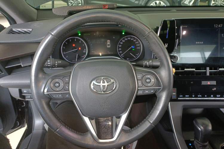 Used Toyota Avalon 2019 2.0L XLE Premium Edition China VI
