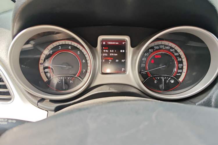 Used Dodge Journey 2013 2.4L Two-Wheel Drive Luxury Version Instrument Cluster