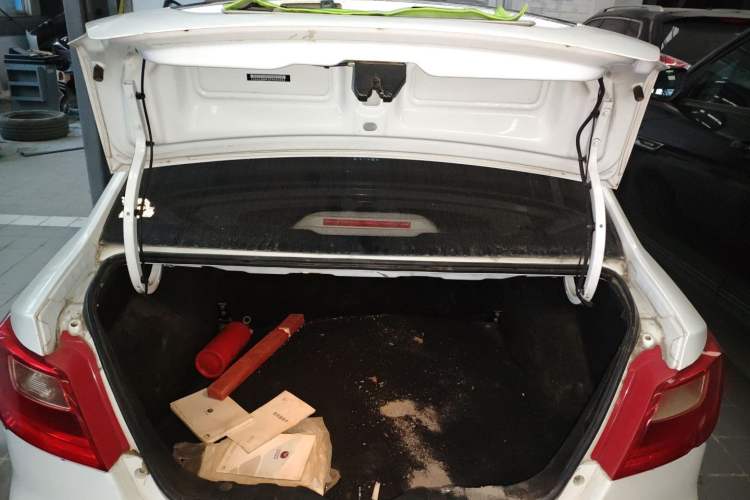 Used Changan Alsvin V3 2012 1.3L Manual Comfort Version China IV Standard
