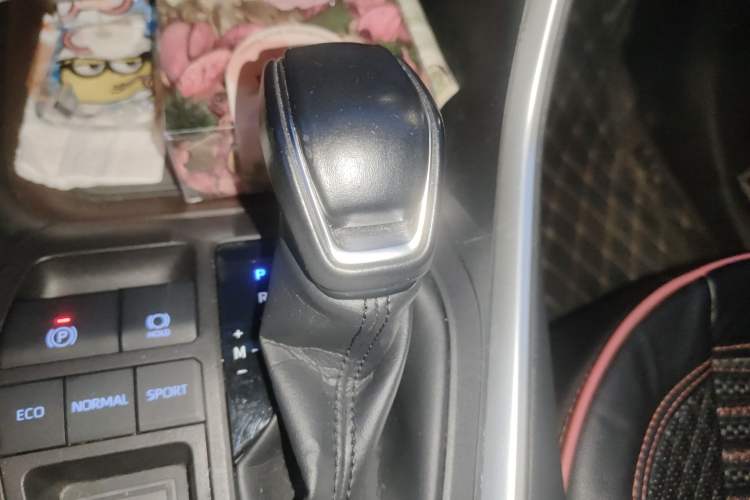 Used Toyota RAV4 2021 2.0L CVT Two-Wheel Drive Prestige Edition