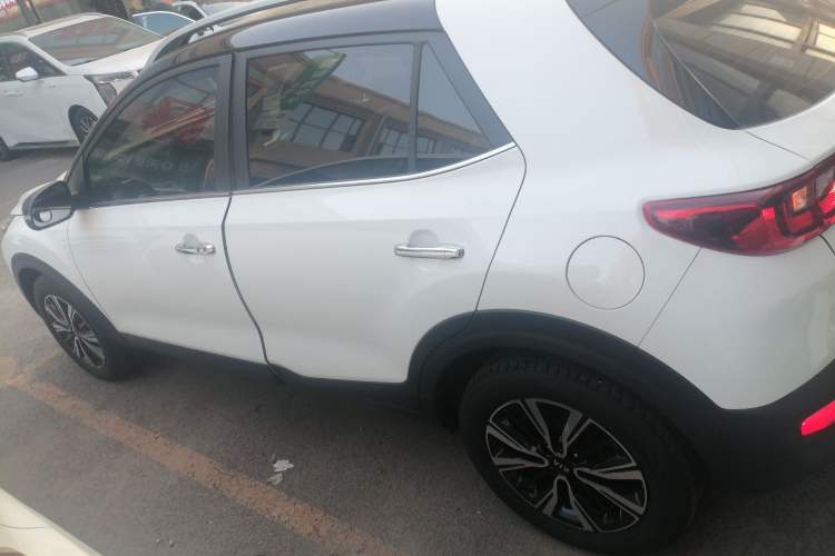 Used Kia kx1 Stonic 2019 1.4L Automatic Fun Edition China VI